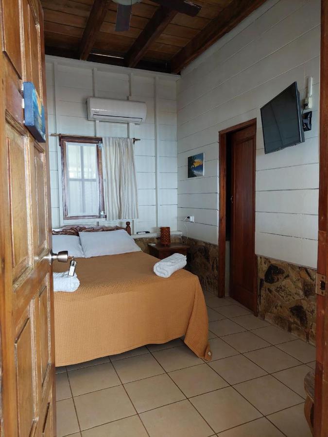 Sunset Bay B&B Brig Bay 外观 照片